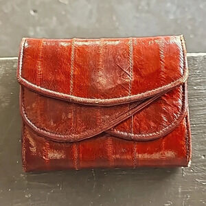 Vintage 70s Lee Sands brown eel skin wallet